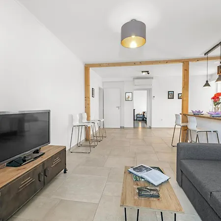 Apartment Suncani Krovovi Pula