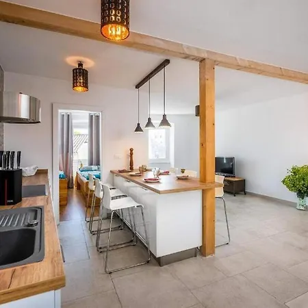 Suncani Krovovi Apartmán Pula